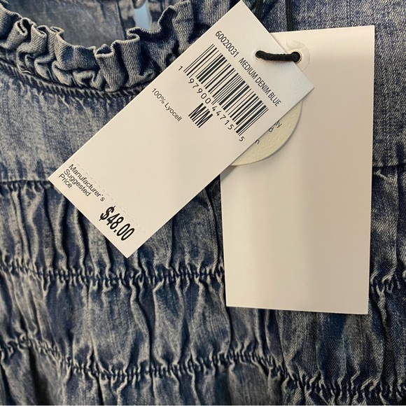 For The Republic Women’s Medium Ruffled Denim Top, flutter sleeves - Picture 6 of 6